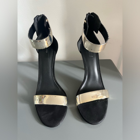 Aldo Black Heels - Picture 4 of 4